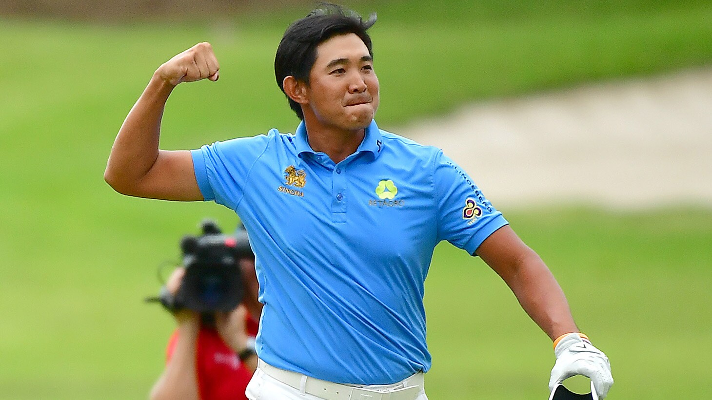 Pavit Tangkamolprasert - Pro V1x