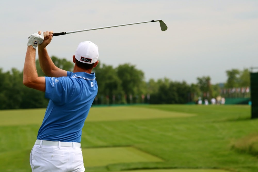 Then it's back to the course to walk a few...